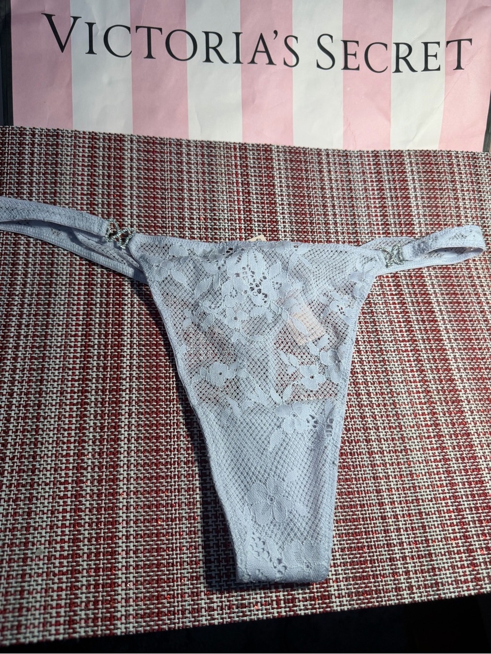 Victoria's Secret very sexy dream angel thong string.Light Lavender Lace Thong